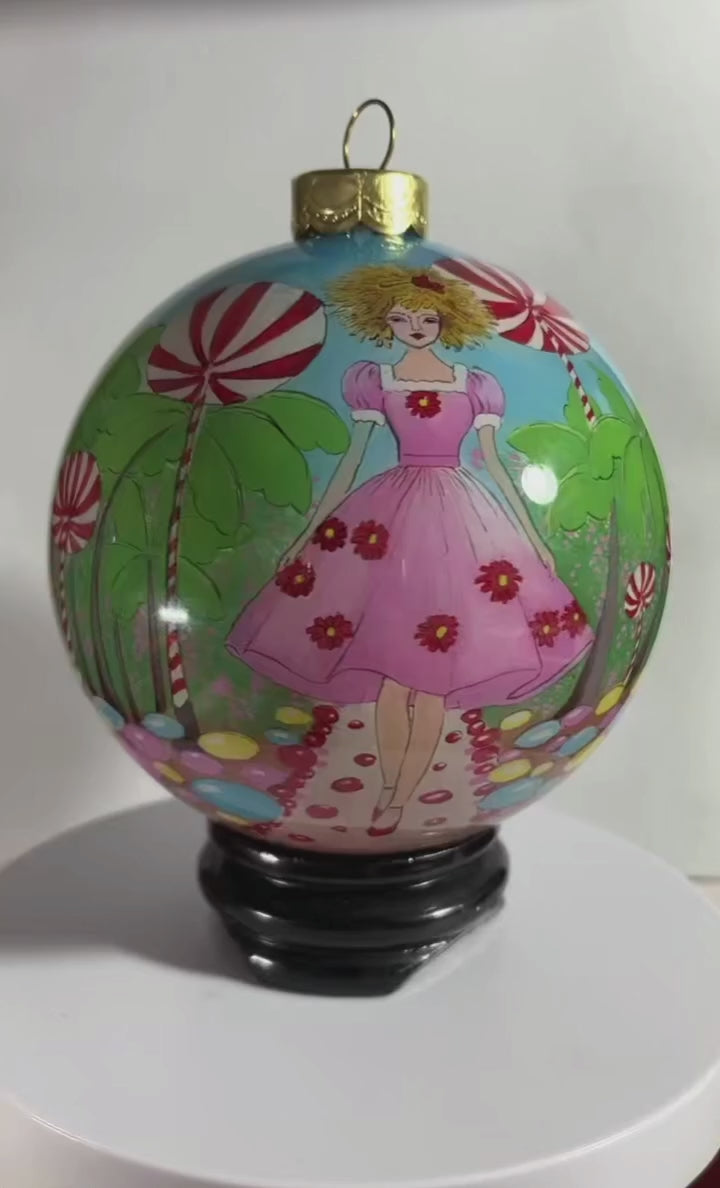 Princess: Blonde Hair Lady Palm Trees