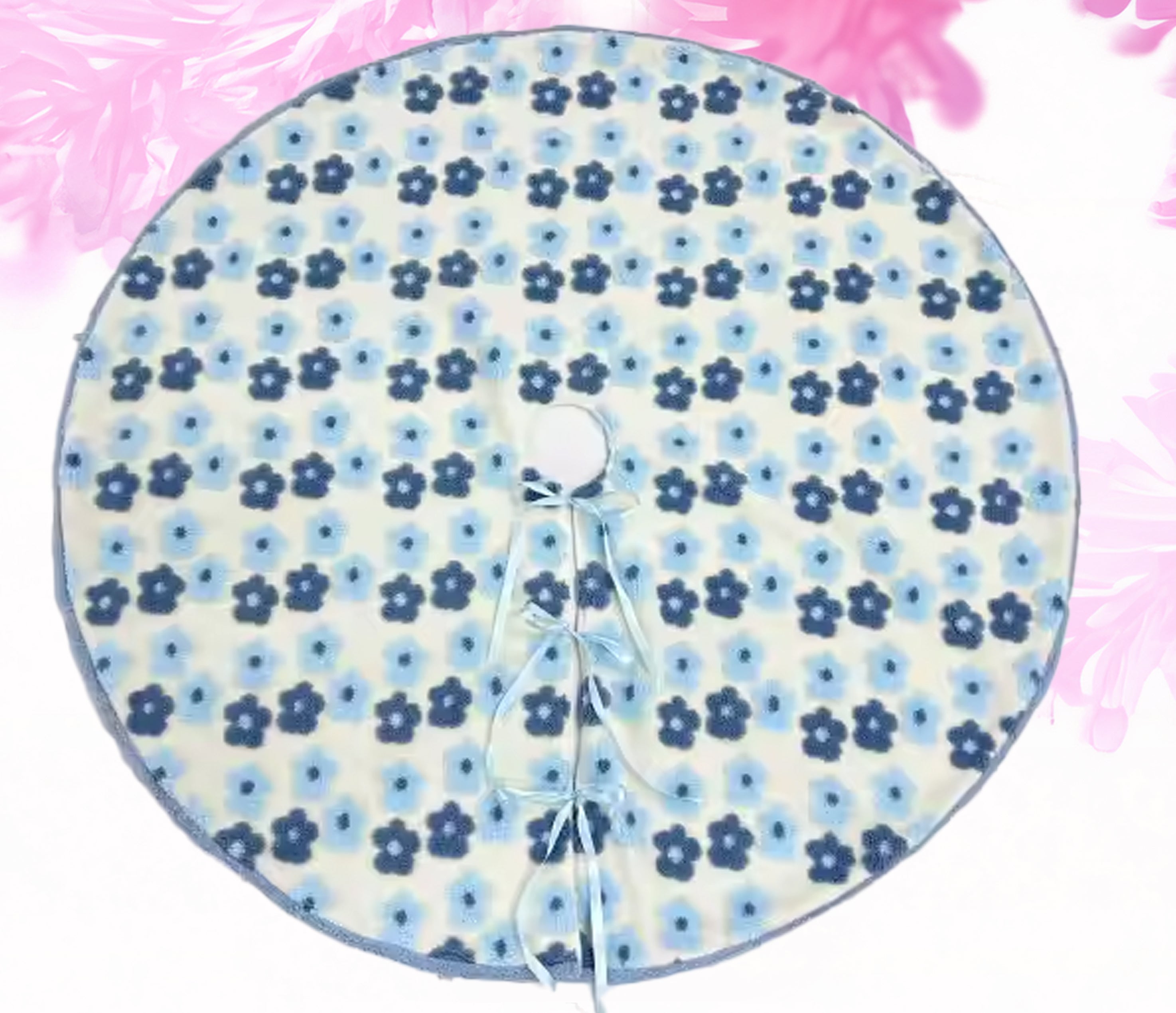 Flower tree skirt large - blue 56 inch